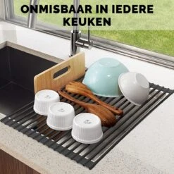 Kitch&Life Afdruiprek Oprolbaar - Mat Zwart - Pannenonderzetter - Afdruipmat - Keukenrek 3-in-1 19 Kitch&Life Afdruiprek Oprolbaar - Mat Zwart - Pannenonderzetter - Afdruipmat - Keukenrek 3-in-1 -Huishoudelijke Winkel 1200x1200 181