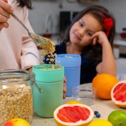 Coninx Yoghurtbeker To Go - Muesli Beker To Go - Lunchbeker - Mueslibeker 640ml (450ml+190ml) - Groen -Huishoudelijke Winkel 1200x1200 468