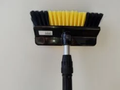 Zonnepanelen / Auto / Ramen Wassen Telescoopsteel Met Borstel Waterdoorlatende Wasborstel Met Telescopische Steel 4 Meter En Gardena Aansluiting / Wasborstel Met Uitschuifbare Telescoopsteel Met Waterdoorvoer 10 Zonnepanelen / Auto / Ramen Wassen Telescoopsteel Met Borstel Waterdoorlatende Wasborstel Met Telescopische Steel 4 Meter En Gardena Aansluiting / Wasborstel Met Uitschuifbare Telescoopsteel Met Waterdoorvoer -Huishoudelijke Winkel 1200x899 7