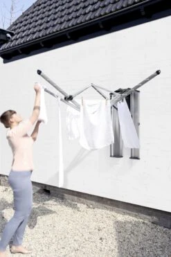 Brabantia WallFix Wanddroger - Met Opberg-/Beschermbox - 24 M - Metallic Grey -Huishoudelijke Winkel 799x1200 4